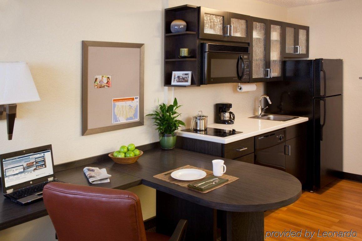 Sonesta Simply Suites Phoenix Glendale Номер фото